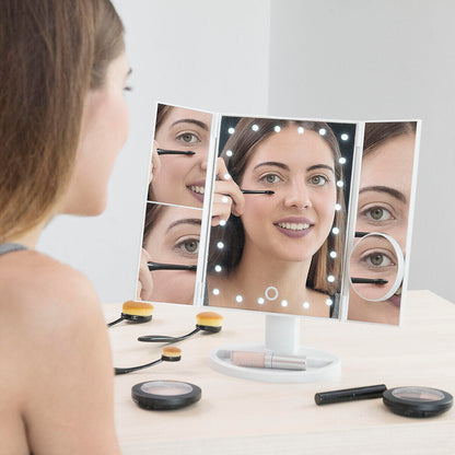 InnovaGoods 4-in-1 Ledflect LED Magnifying Mirror